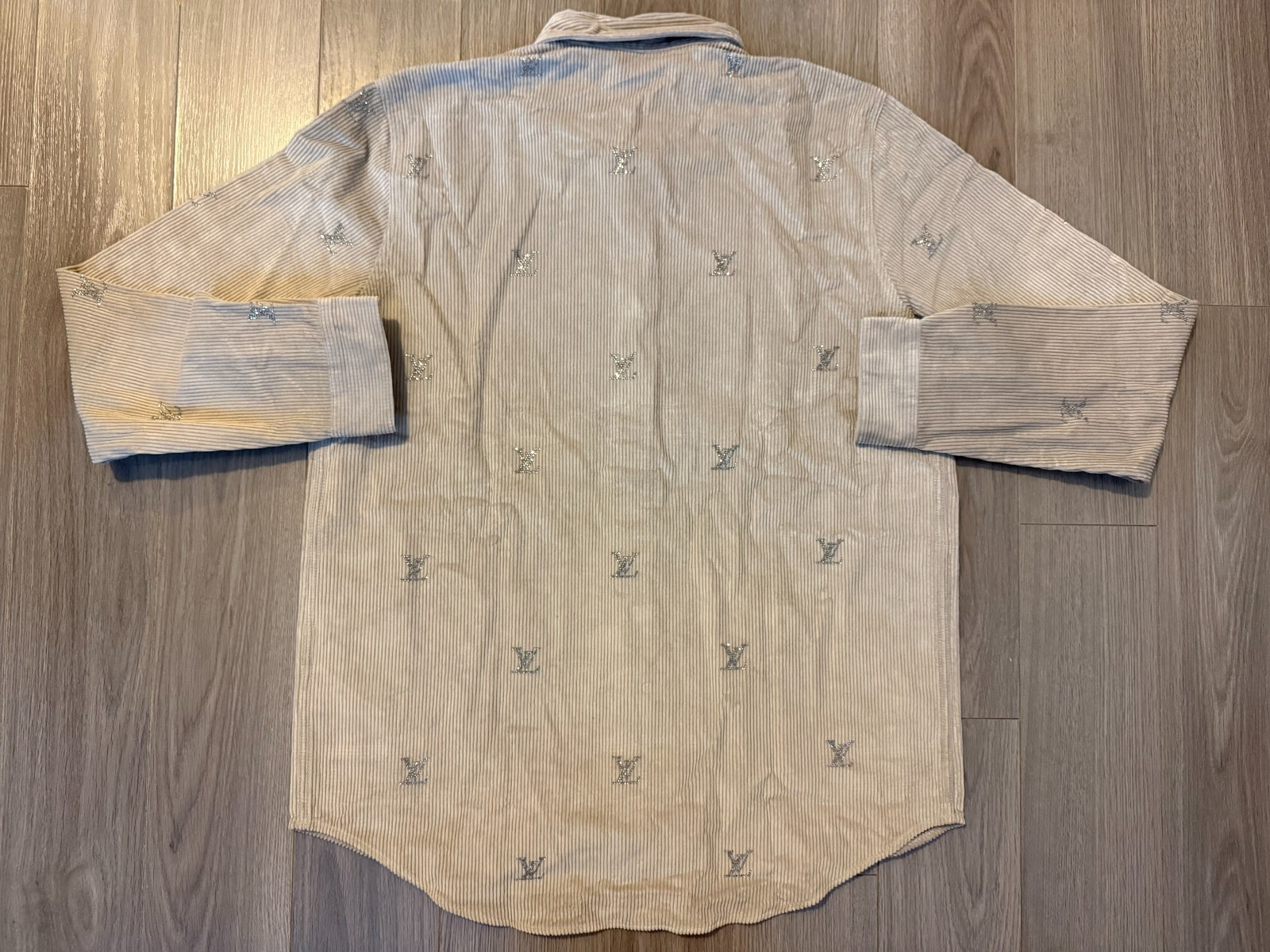 Louis Vuitton Blason Embellished Long-Sleeved Corduroy Shirt light beige sz M gallery