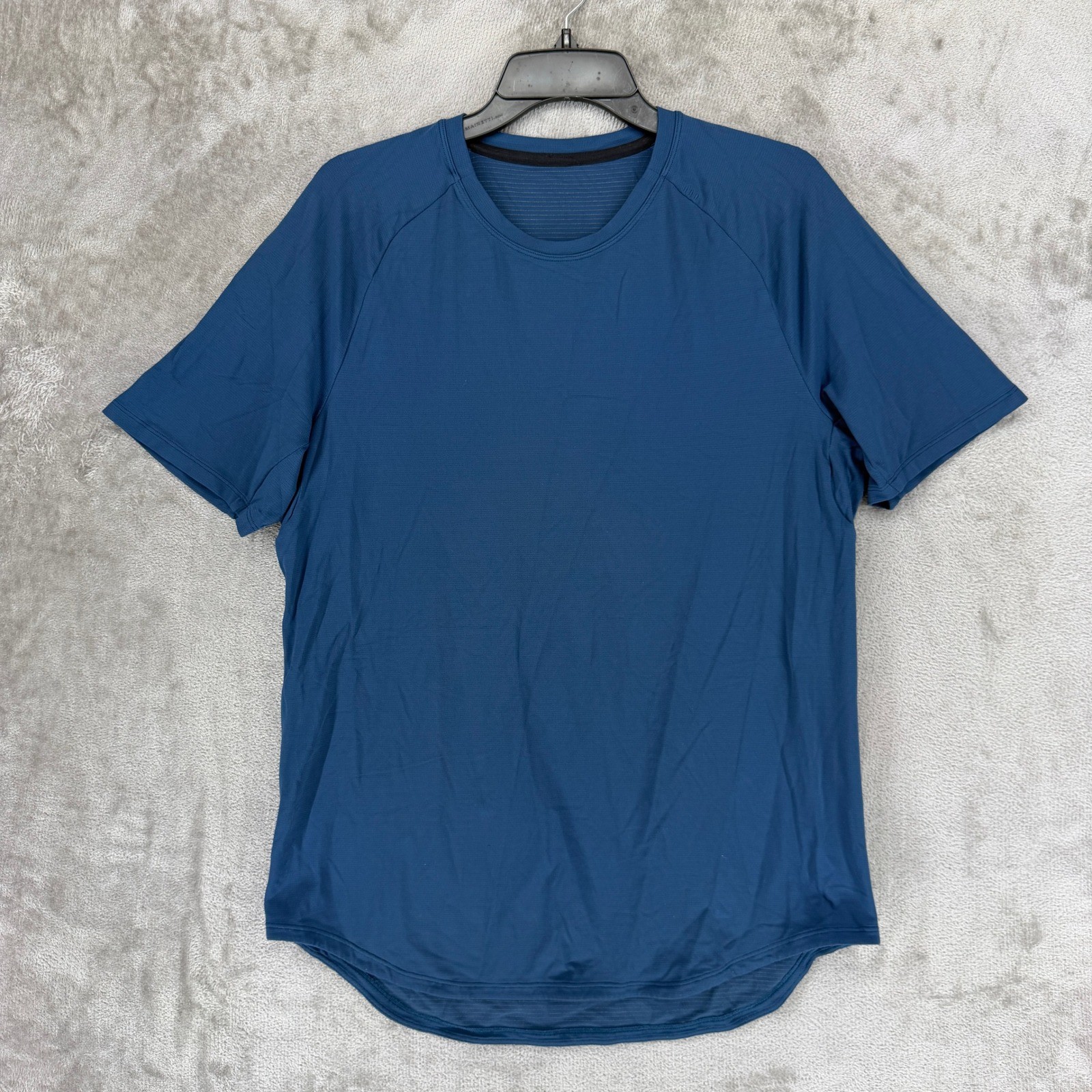 Lululemon Metal Vent Tech Short Sleeve Shirt Blue Mens Athletic Training Tee gallery