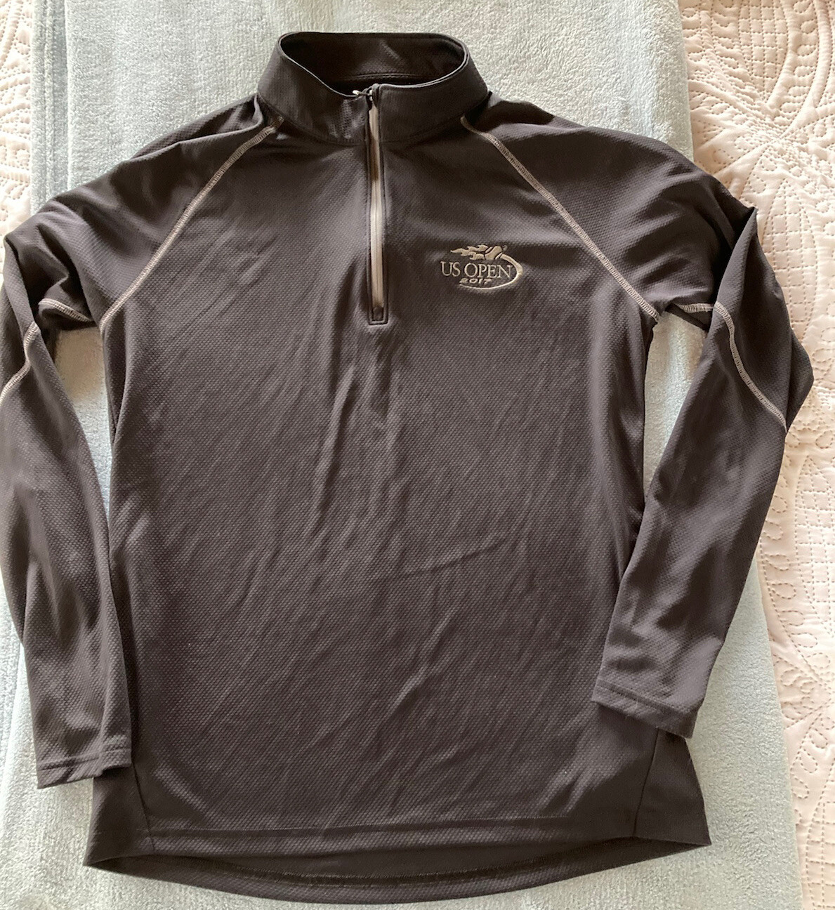 Under Armour US Open Tennis Top Pullover Small Loose Grey 1/4 Zip Shirt Jacket gallery