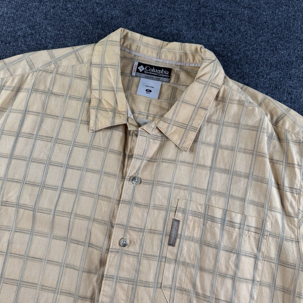 Columbia Shirt Men's Size Large Yellow Plaid Short Sleeve Button Down Pocket EUC