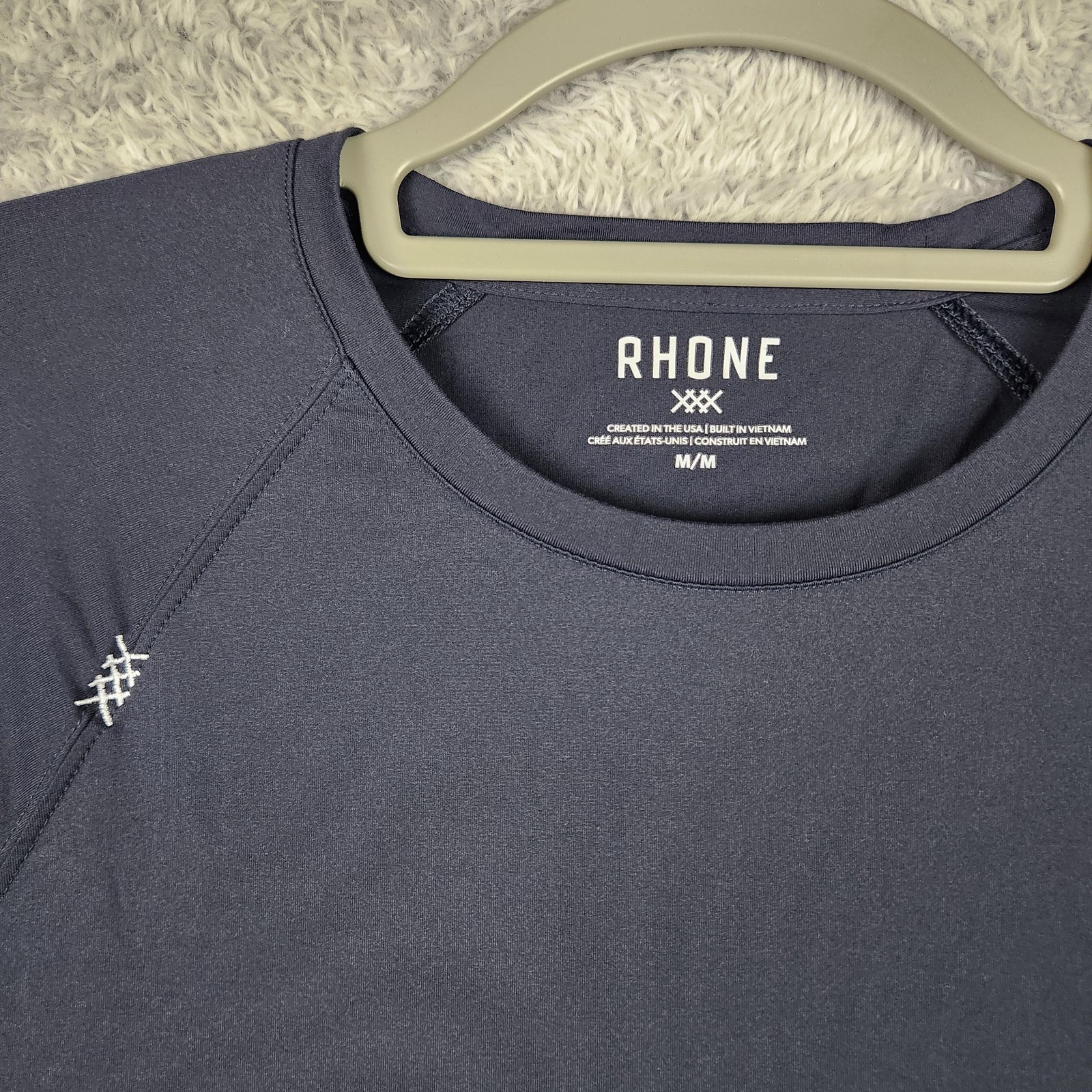 Rhone Shirt Mens Medium Blue Performance Athletic Training Tee Gym Outdoor Golf gallery