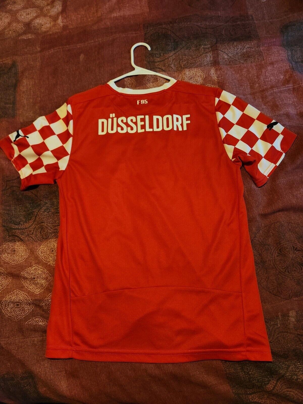 Fortuna Dusseldorf 2014/2015 Germany Home Soccer Jersey Size M gallery
