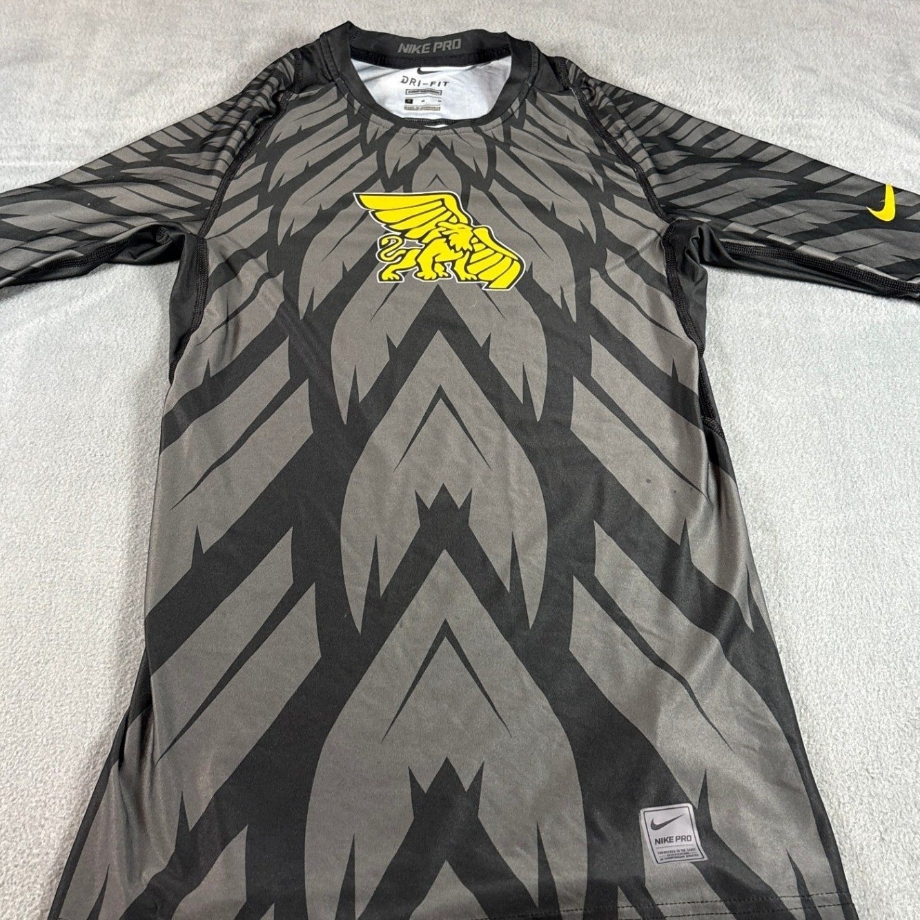 Nike Pro Dri-FIT Missouri Western State Griffons Compression Shirt Mens Medium gallery
