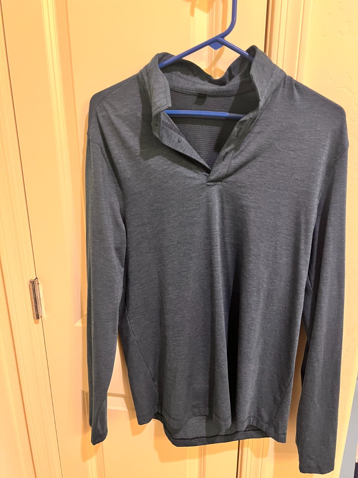 Lululemon Evolution Long Sleeve Polo Shirt Mens Medium Blue Stretch Performance gallery