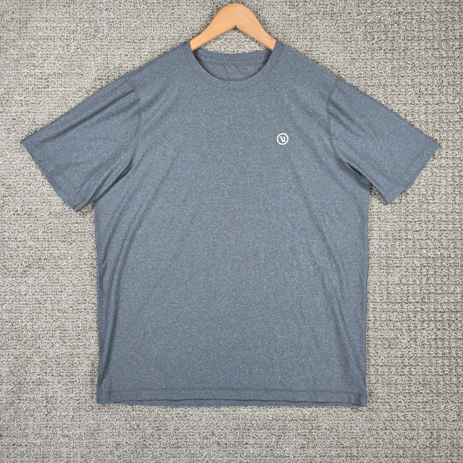 Vuori Mens Tradewind Performance Tee Grey Short Sleeve T-Shirt XL Short Sleeve gallery