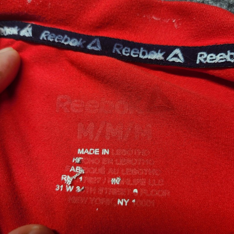Reebok Men's Medium Delta Core Tshirt Red Athletic Moisture Wicking gallery