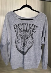 Active Light Weight Pull Over Grey with Wolf on Front Size L