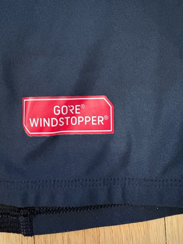 Gore Windstopper L1 Ventilation Base Layer Cycling Shirt – Men's Medium gallery