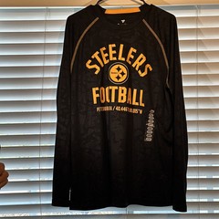 LS Men’s Steelers Shirt by Fanatics. Sz L. Black and Yellow Color Rush Style