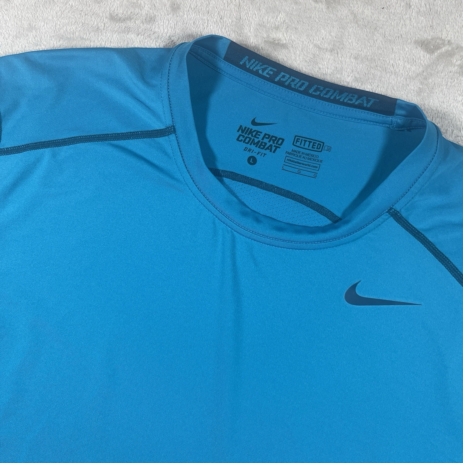 Nike Pro Combat Fitted Dri-Fit Mens Large Blue Compression Training Shirt gallery