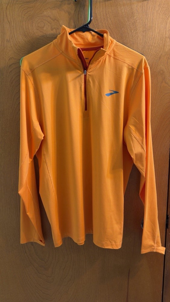 Brooks Mens Large 1/4 Zip Running Pullover Orange Long Sleeve Thumb Holes