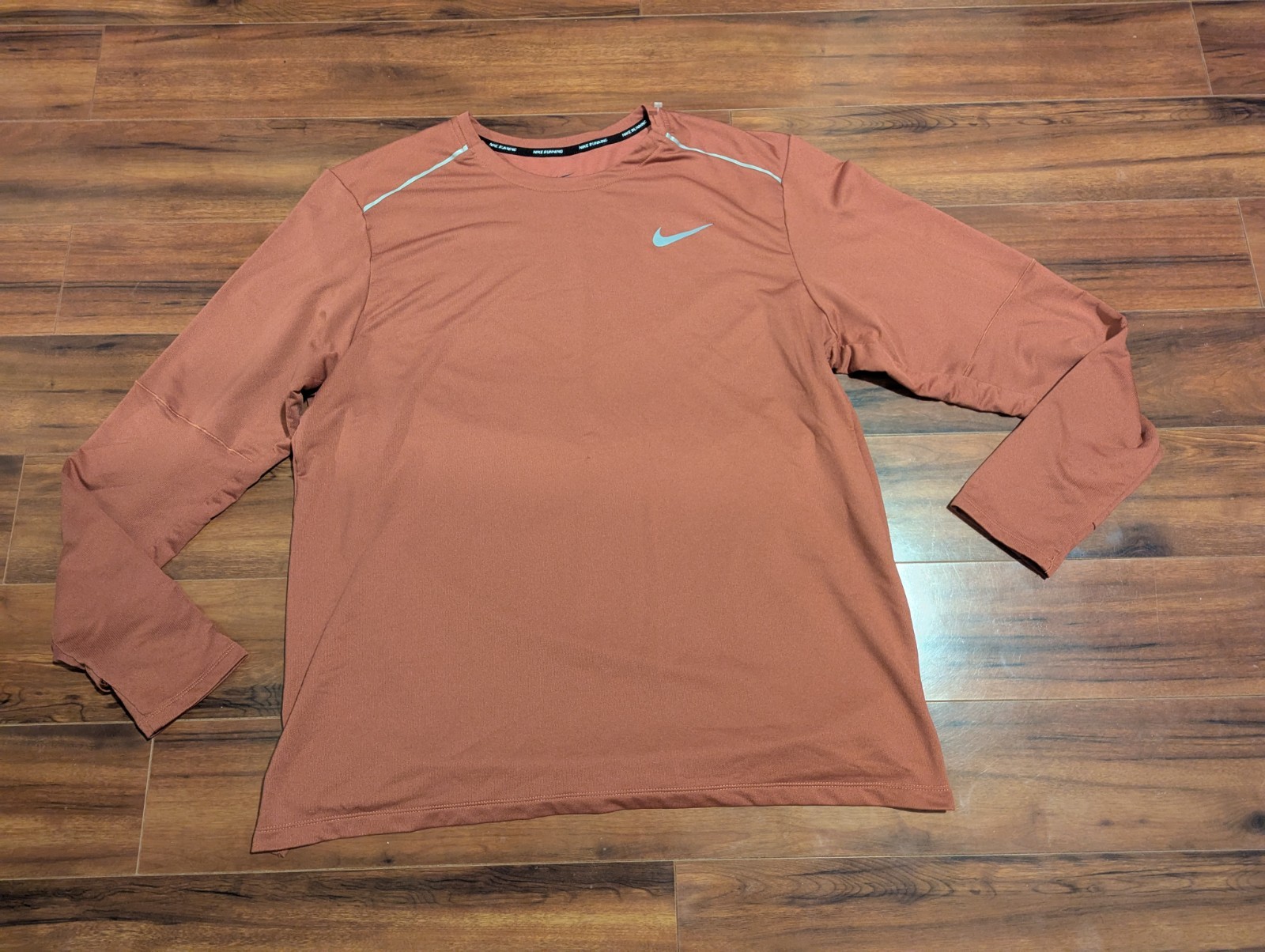 Nike Element Long Sleeve Running Crew Top Reflective Mens XL gallery