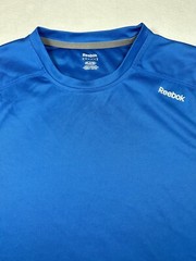 Reebok Men’s Play Dry Blue w/Black side Stripes SS T-shirt Activewear Medium. M