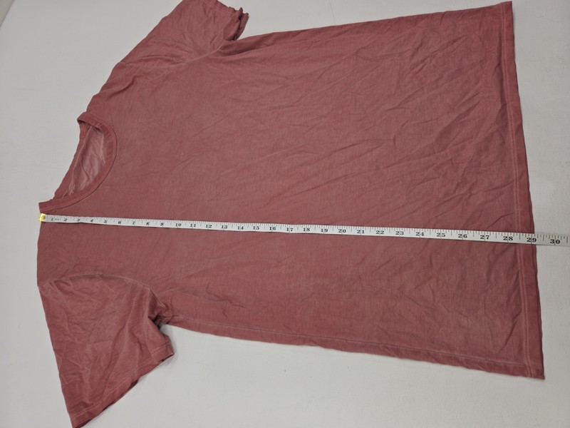 Lululemon 5 Year Basic T-Shirt Pink Salmon Color Size L/XL Mens gallery