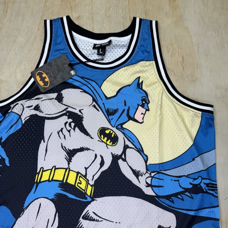 NEW LG Lids DC Batman Comic Big Print Mesh Basketball Jersey gallery