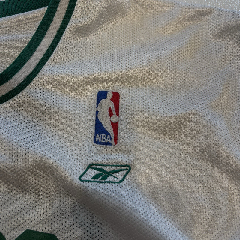 VTG Reebok Paul Pierce Boston Celtics Jersey White #34 Men’s Size 3XL FRAYING gallery