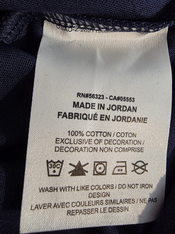 MENS NIKE SPORTSWEAR CLUB T-SHIRT NAVY SMALL NWT gallery