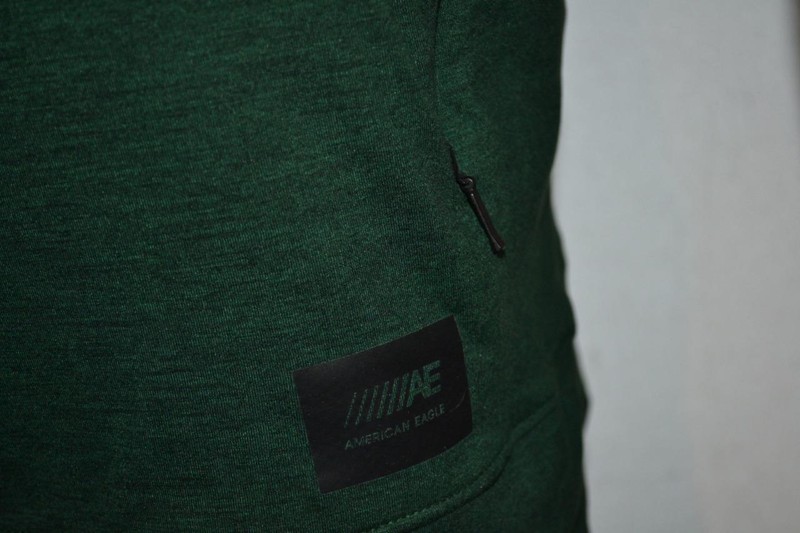 34104-a Mens American Eagle Athletic Flex Gym Shirt Hoodie Size Medium Green gallery