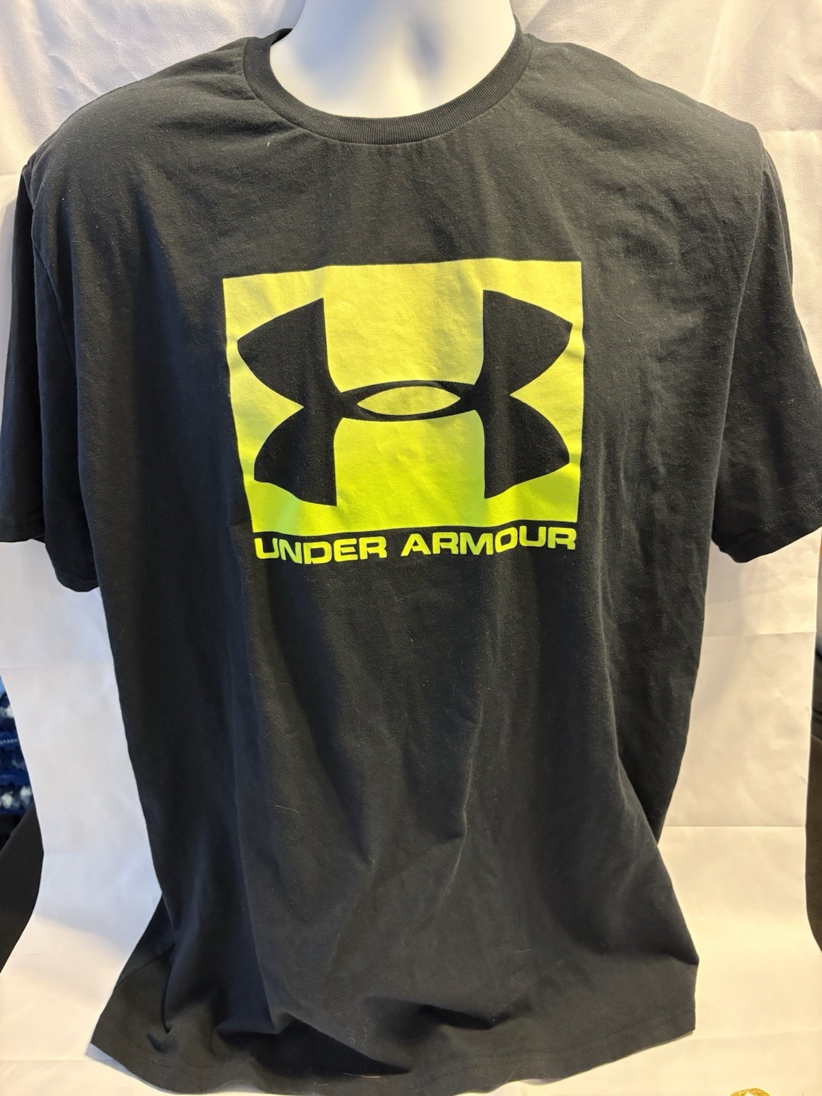 Boxed Under Armour Size XL Black And Green gallery
