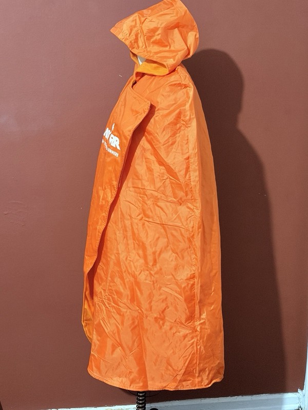 NEW YORK CITY MARATHON Road Runners (One Size) Hooded Cape Poncho Running Jacket gallery