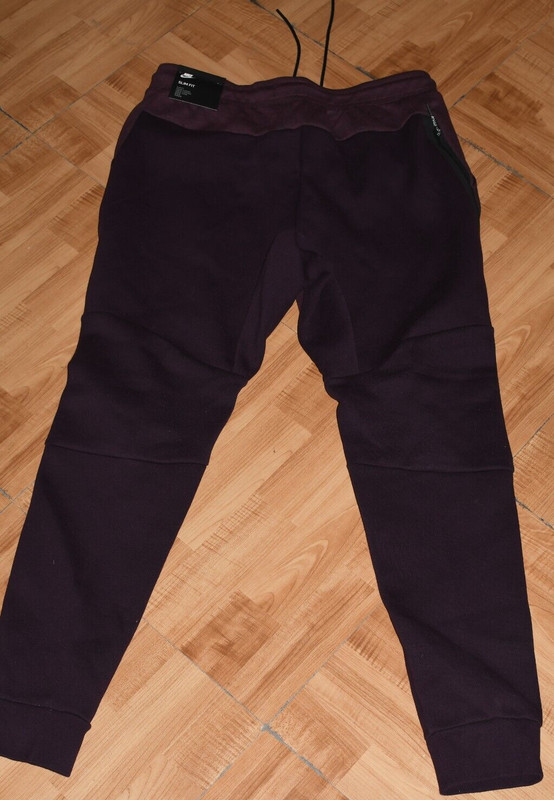 NIKE TECH FLEECE SLIM FIT PORT WINE MENS SPORTSWEAR PANTS - SIZE MEN'S LARGE gallery