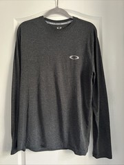 Oakley Hydrolix Water Repellent Long Sleeve Shirt Dark Gray, Large