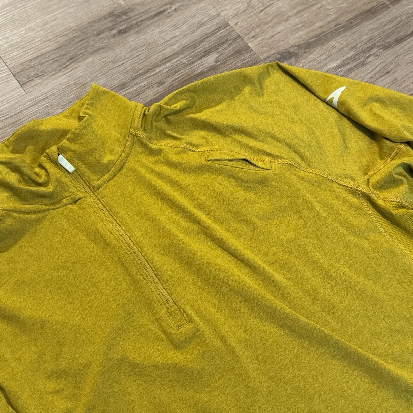 Brooks Dash 1/2 Zip 2.0 Running Top Men’s Sz Large 211298-093 Golden Yellow gallery