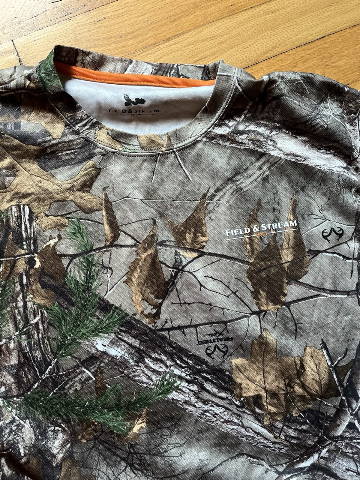 Field & Stream Realtree Xtra Camo Short Sleeve T-Shirt Size L gallery