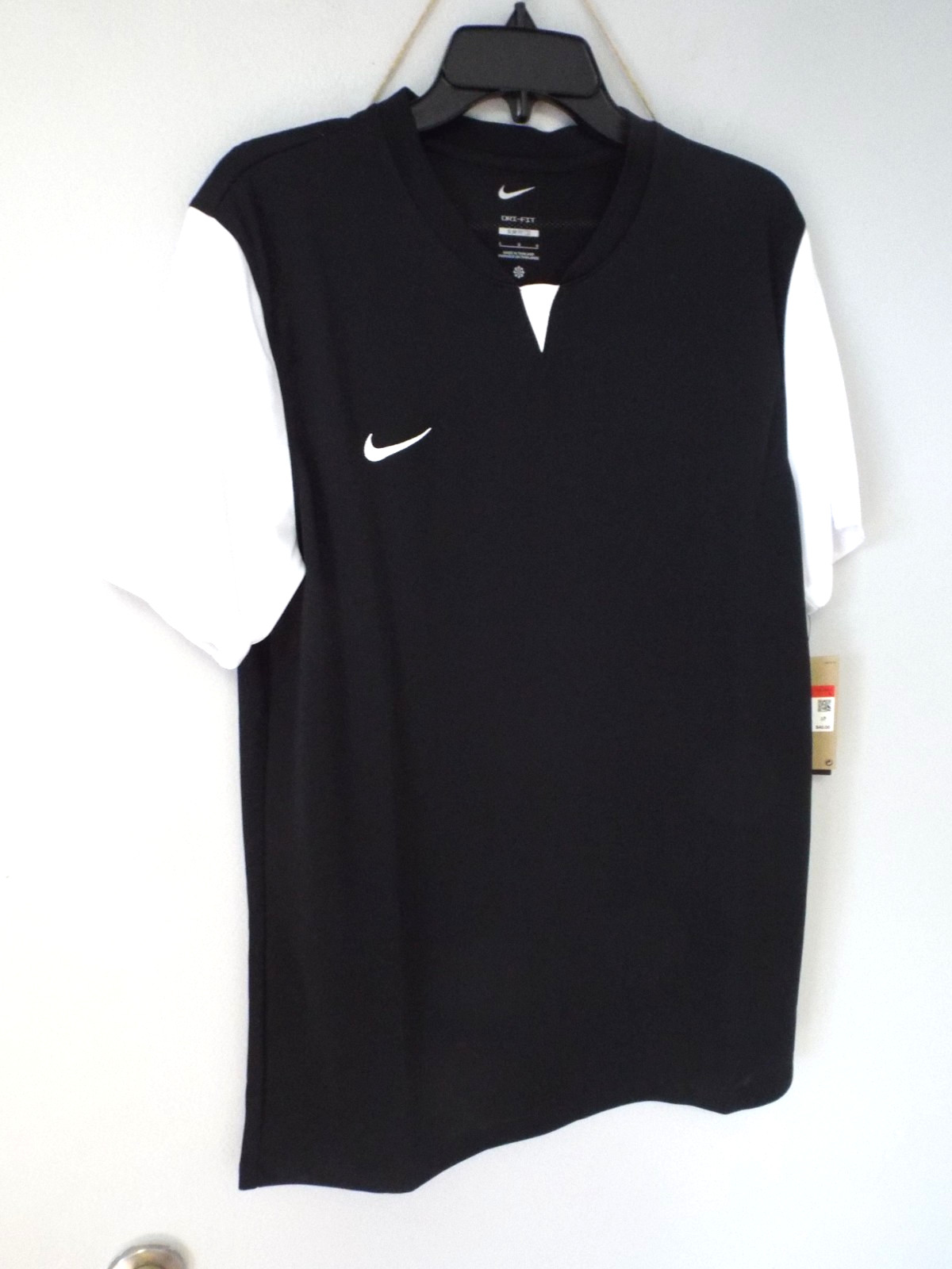 Nike Dri-FIT Short Sleeve Trophy V Soccer Jersey Men's, Sz: LG gallery