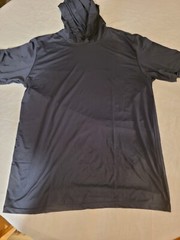 Mens real essentials Workout Shirt With Hood Size Large