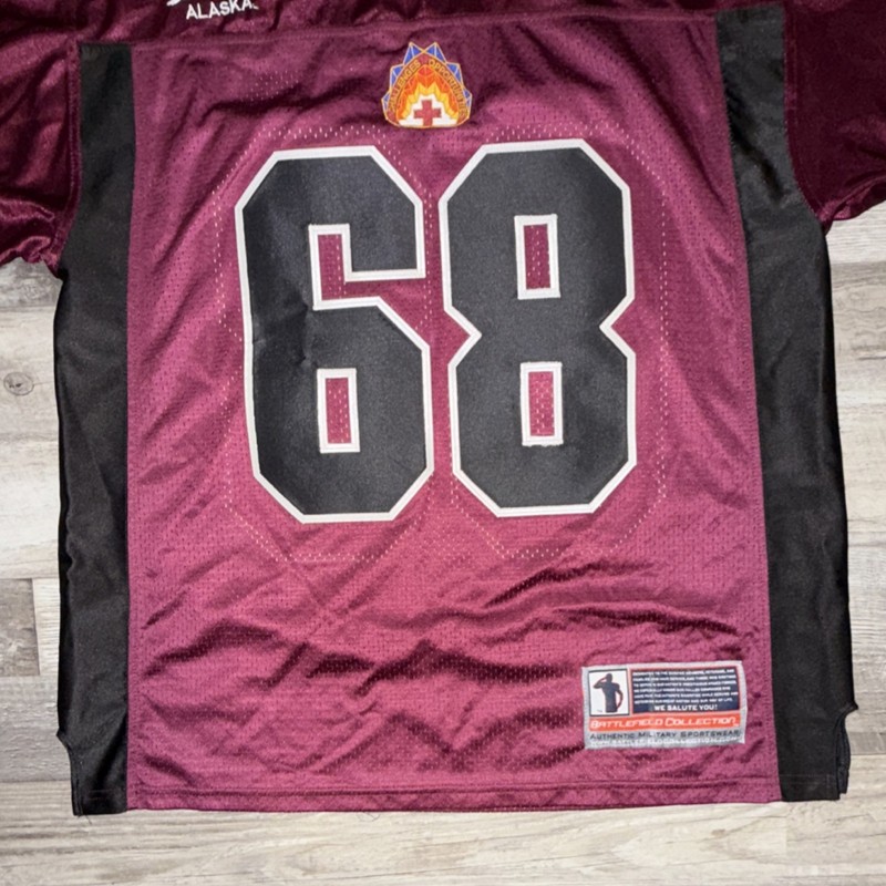 Battlefield Collection Arctic Bite Men's Short Sleeve Jersey L Maroon Black #68 gallery