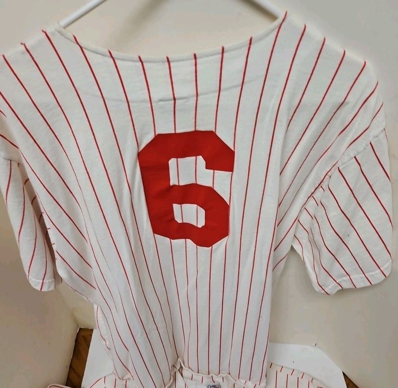 2 TGI Fridays Pinstripe Baseball Button Jersey Mens Large 100% Cotton USA gallery