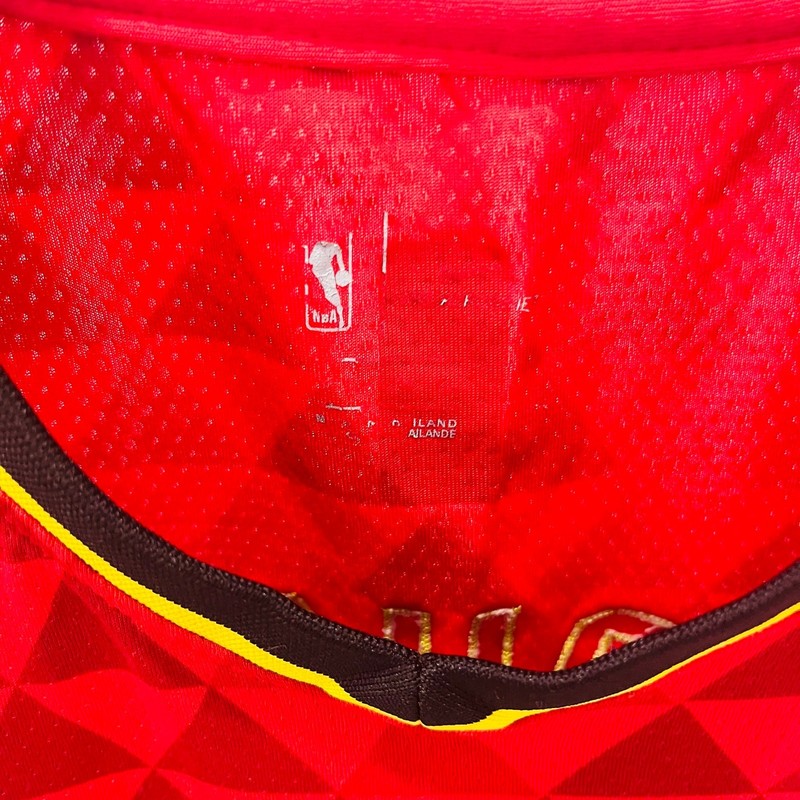 Trae Young Hawks Jersey Nike Statement Edition Red Size Medium #11 NBA gallery