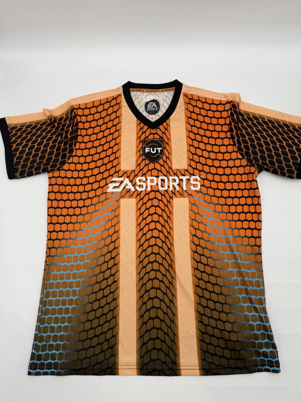 EA Sports FIFA 22 Team Fut Jersey Shirt #22 Chi Kacee - Men's Large NWOT gallery
