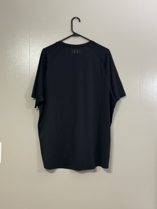 Under Armour The Tech Tee Size XXL Short Sleeve Black Crew Neck C91 gallery