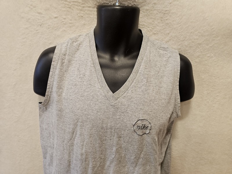 Vintage Nike Tank Top Mens M Swoosh Logo 90s Made In USA Gym Workout Basketball gallery
