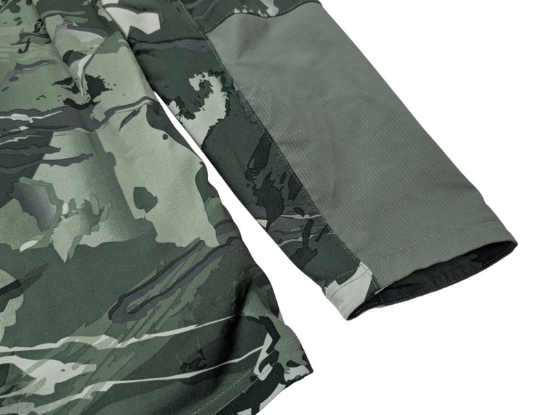 Under Armour CoolSwitch Thermocline UPF T-Shirt Men Large Fishing Green Camo gallery