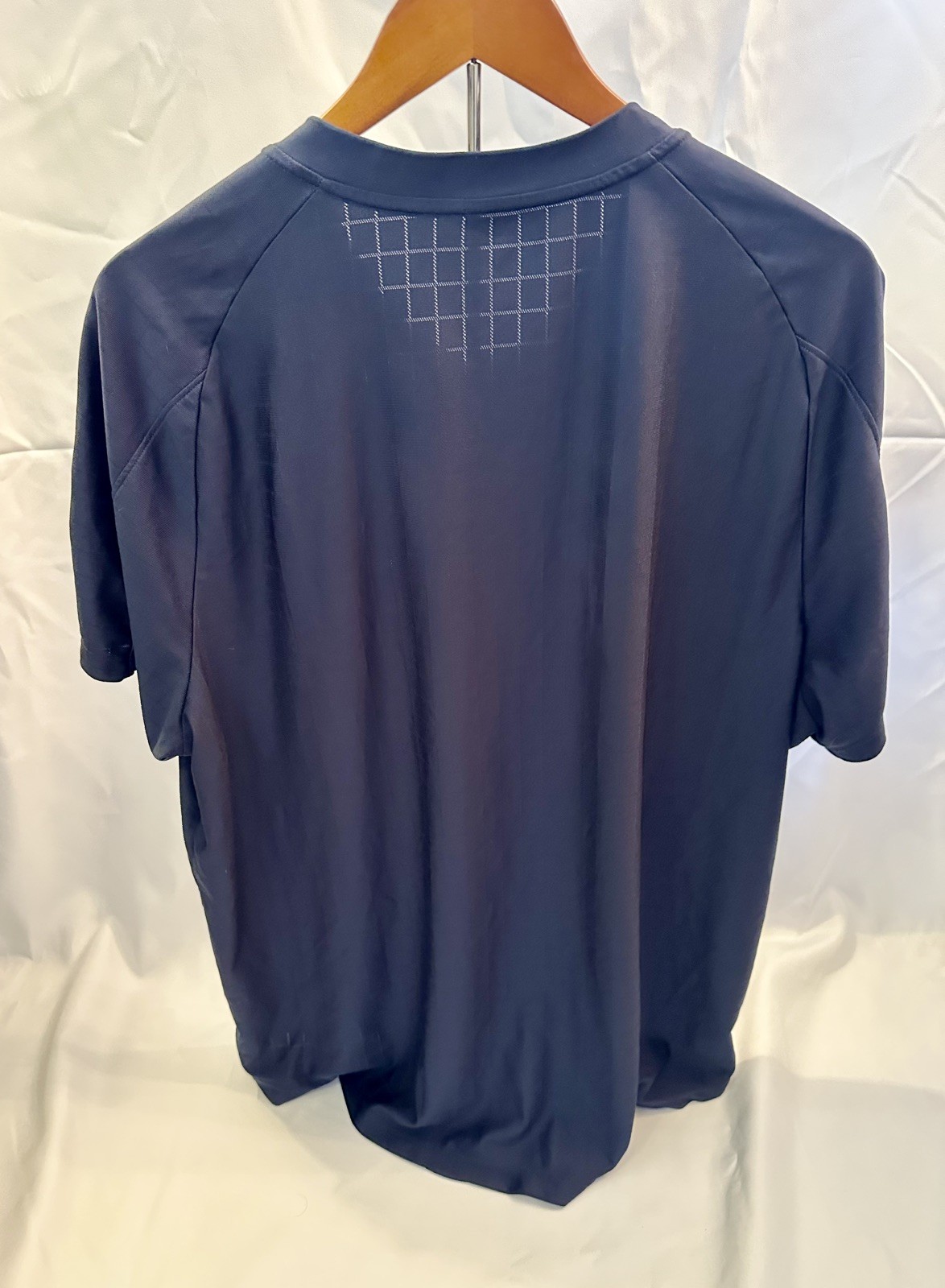 Nike Men’s Dri-Fit Slim Fit Henley Tennis Training Shirt – Navy – XXL gallery
