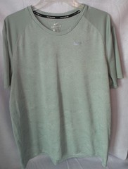Nike Running Men’s Size XL Light Sage Green Running Shirt Performance Casual