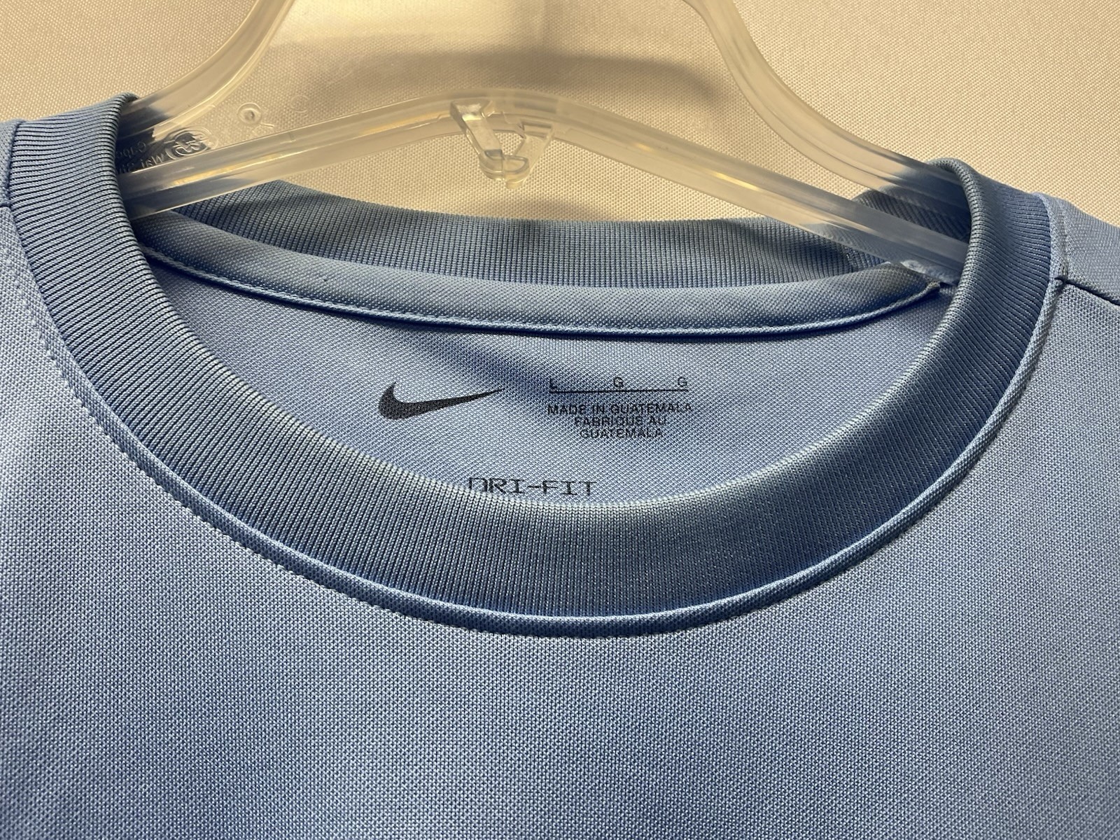 Nike Dri-Fit L Lt. Blue S/S Round Neck Active Casual Shirt Embroidered Stretch gallery