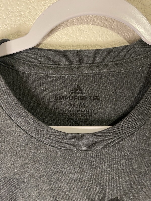 (2) Men’s Adidas Amplifier Long Sleeve Shirts Men's M Black & Grey 🔥 gallery