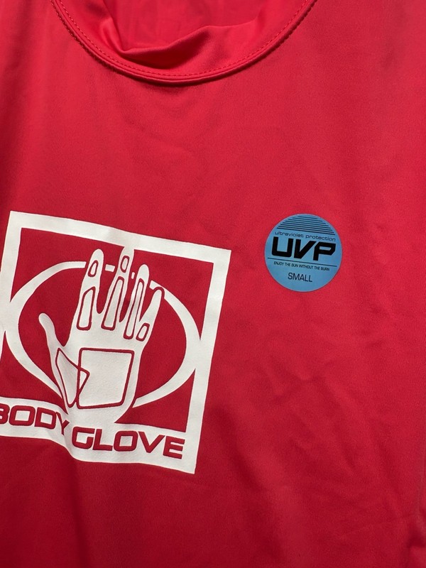 BODY GLOVE Rash guard Loose Fit Mens Shirt New Size Small Swim UVP Sun Protect gallery