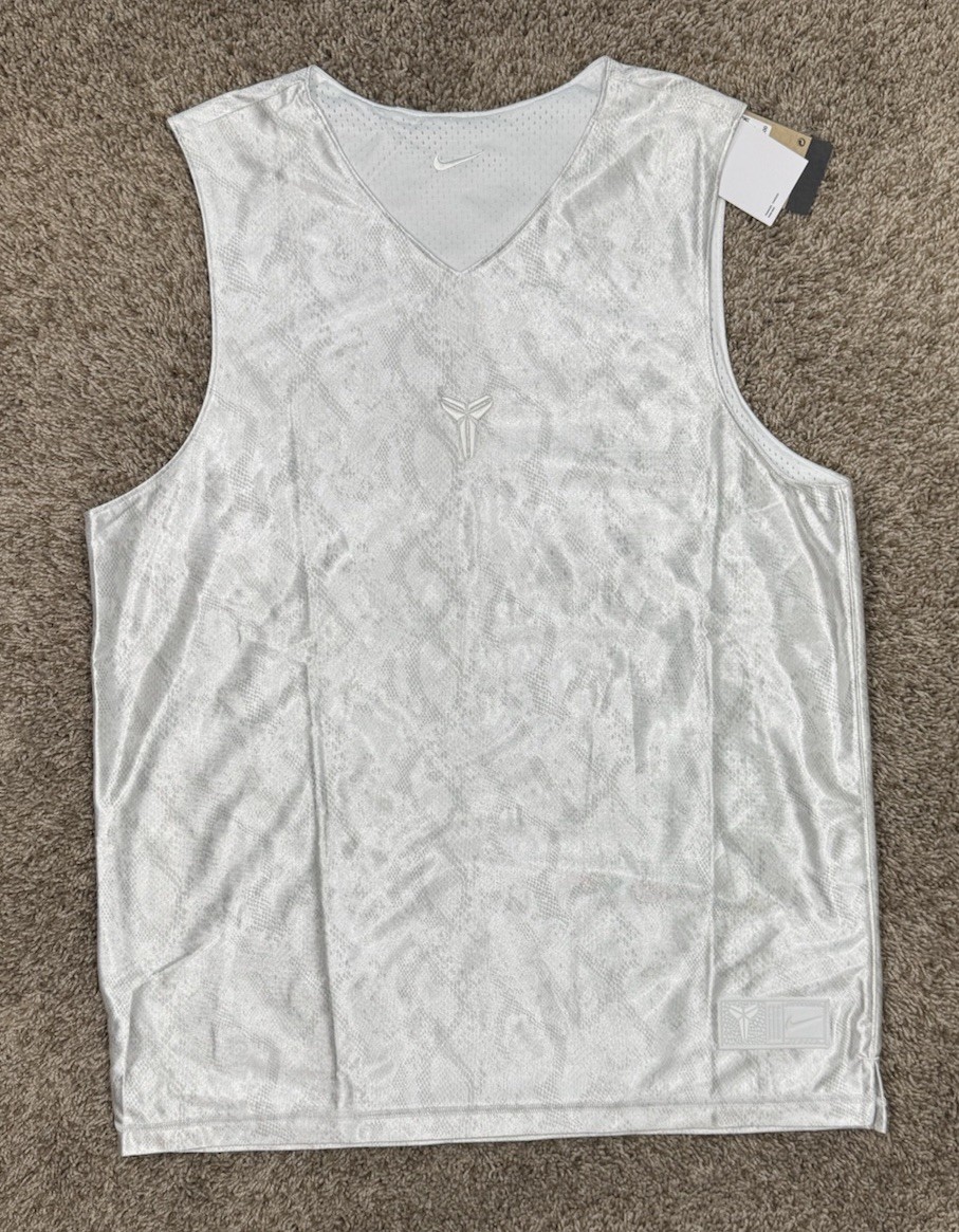 Nike Kobe Bryant Jersey Men Size Large White Snake Skin Reversible Dri-Fit NWT gallery