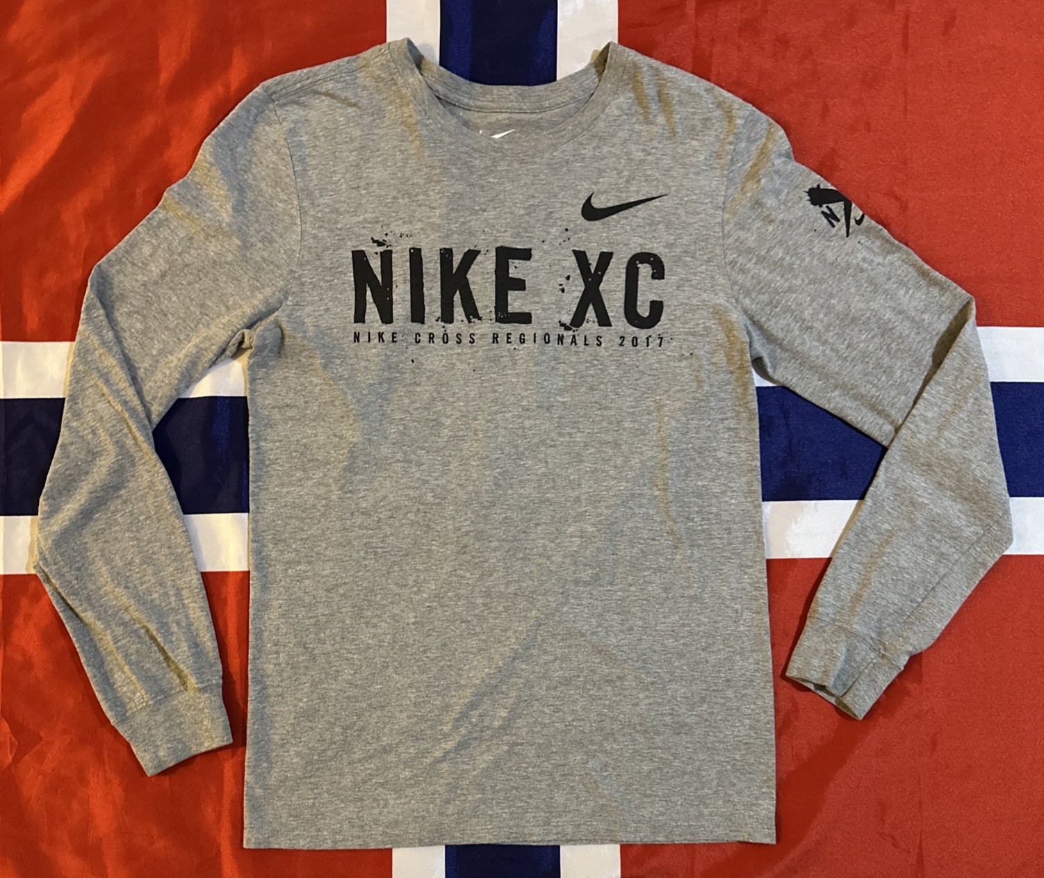 Nike XC Cross Regionals 2017 NXR Mens S Gray Long Sleeve Shirt Cross Country Tee gallery