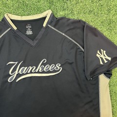 Majestic New York Yankees MLB Men’s 4XL Jersey Shirt Embroidered V-Neck EUC