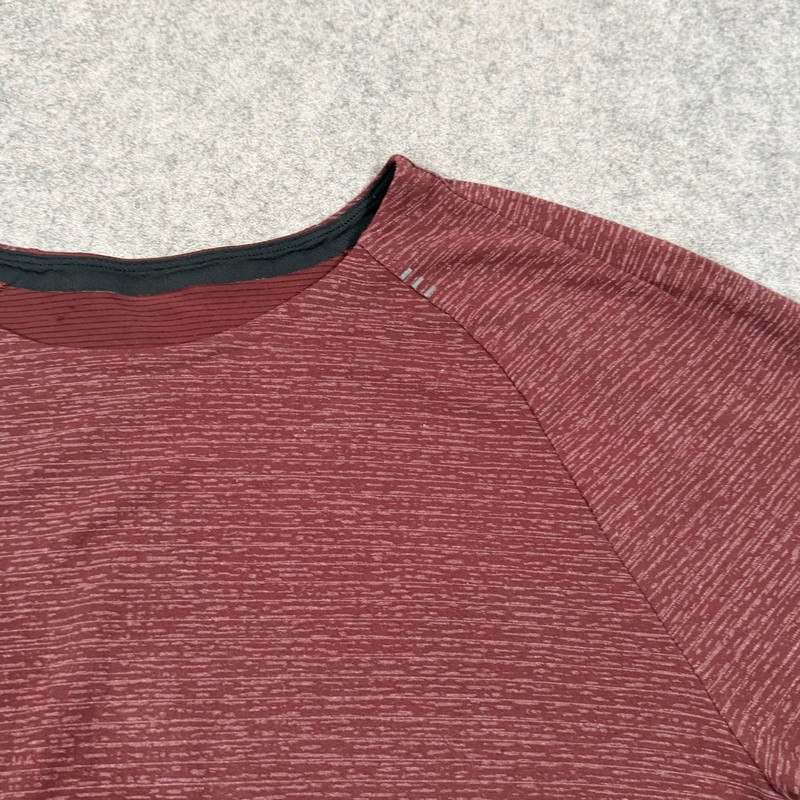 Lululemon x Barry's Boot Camp Maroon Stronger As One T-Shirt Tee Men's Size L gallery