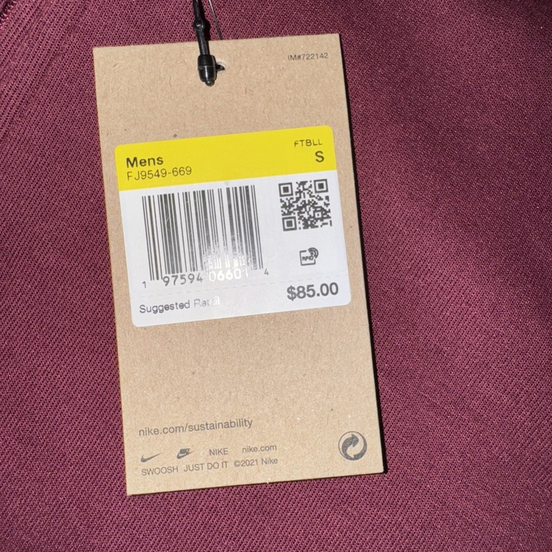 NEW NWT Nike Mens SMALL FJ9549-669 Long Sleeve 1/4 Zip Maroon Grey Gray Sleeves gallery