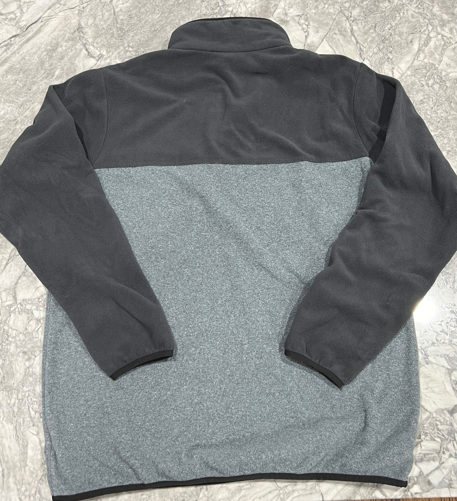 Columbia Mens Pull-over, 1/4 snap, Medium gallery