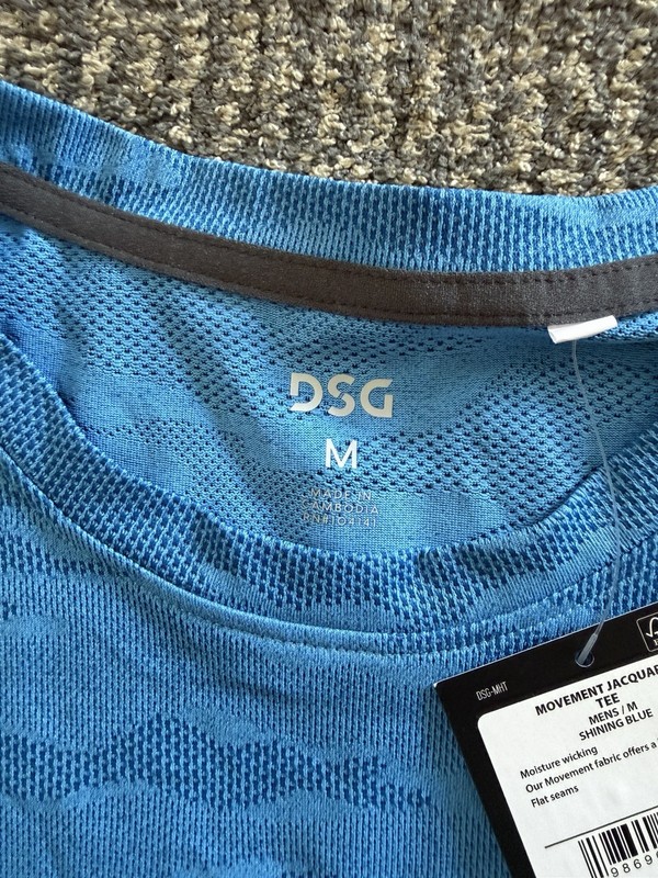 Men’s DSG Movement Jacquard Short Sleeve T Shirt Shining Blue Sz Medium NWT gallery