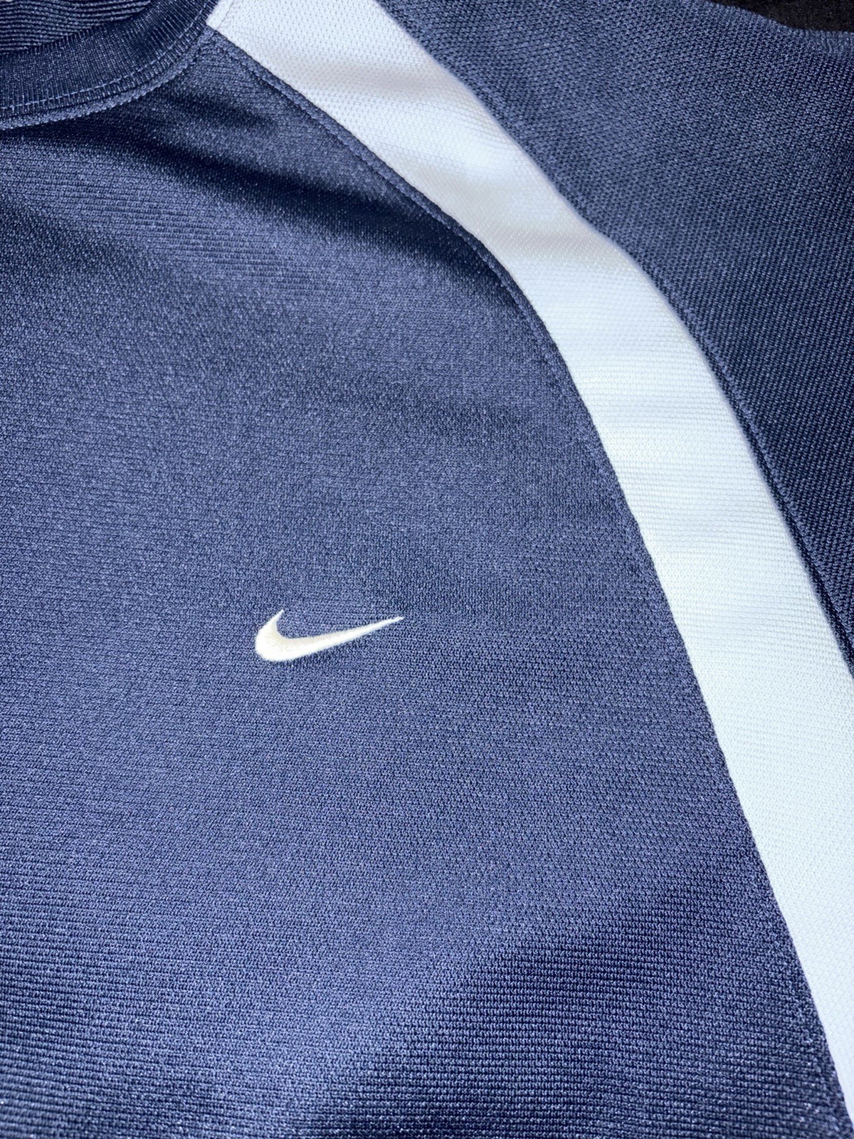 Nike Colorblock Athletic Shirt Men’s XL Navy White Stripe Performance Polyester gallery